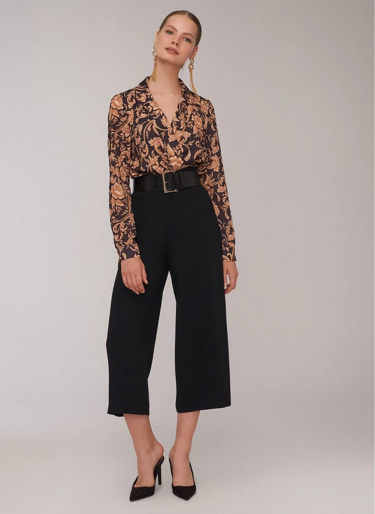 13750 Black Culottes Pants