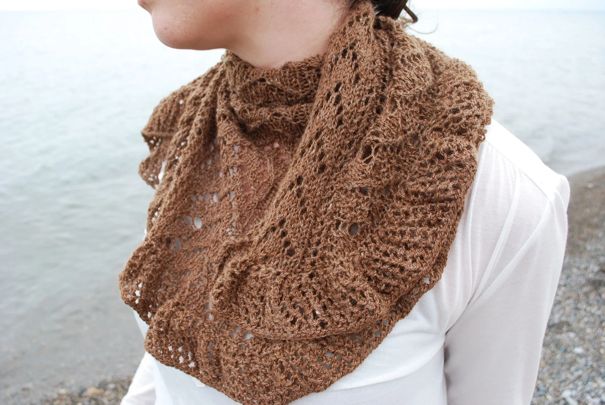 Aerie Shawlette Pattern (PDF) by Phibersmith Designs