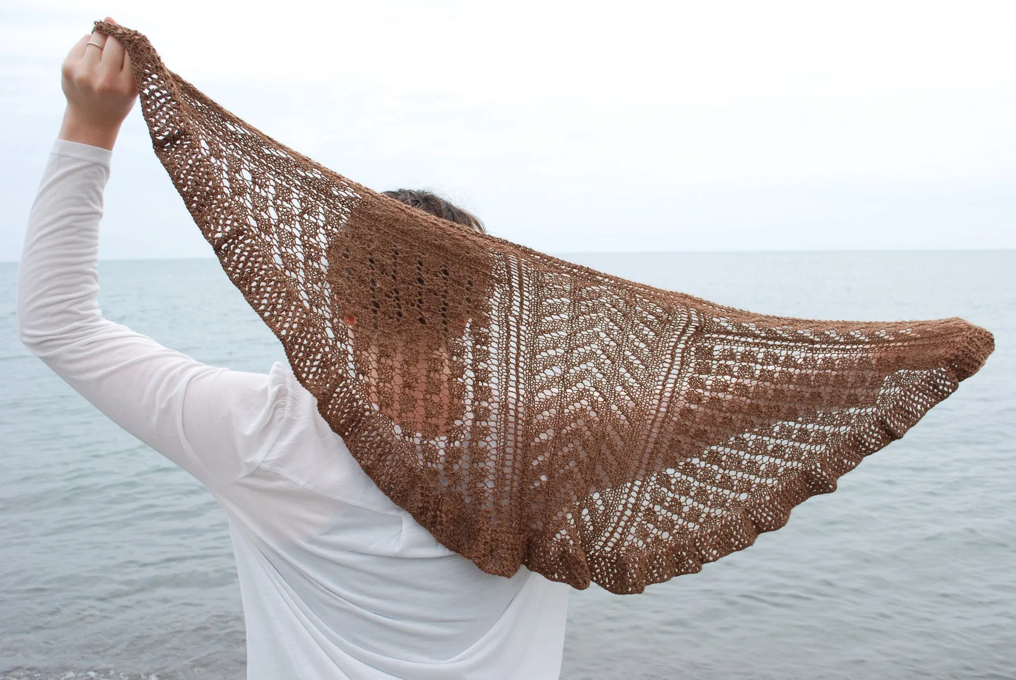 Aerie Shawlette Pattern (PDF) by Phibersmith Designs