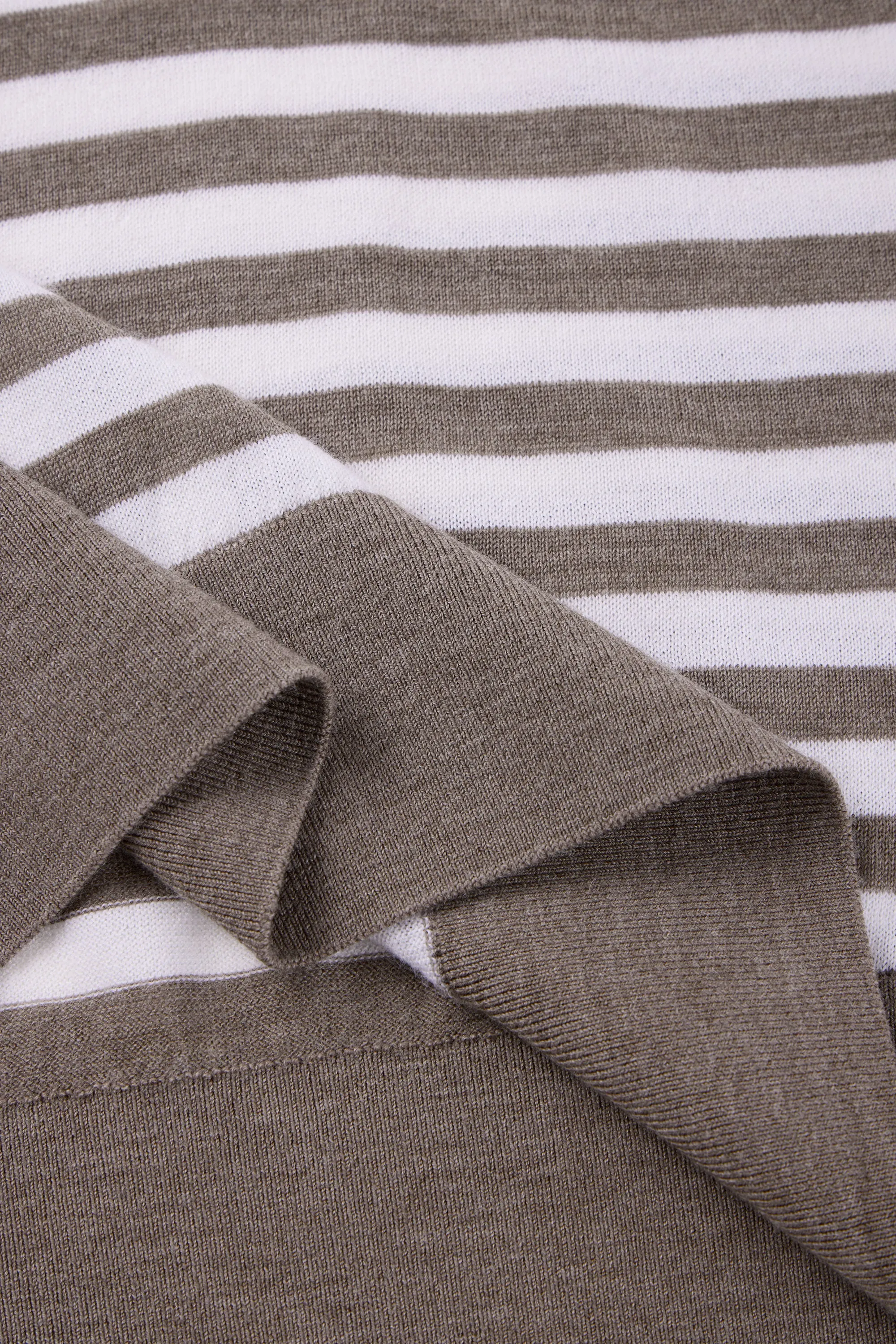 AMER superfine wool tank top (Mocha stripe)