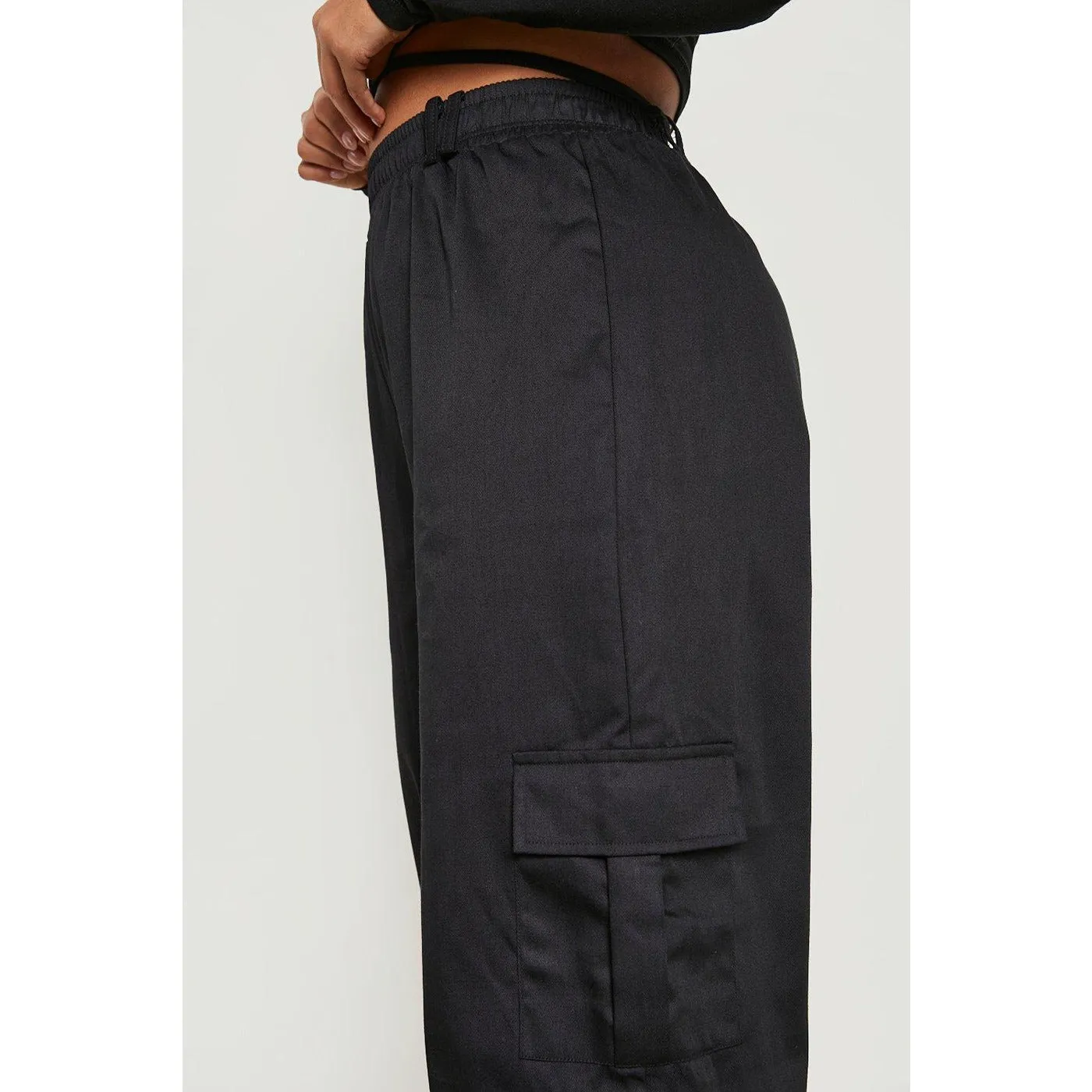 Black Balloon Fit Cargo Trousers