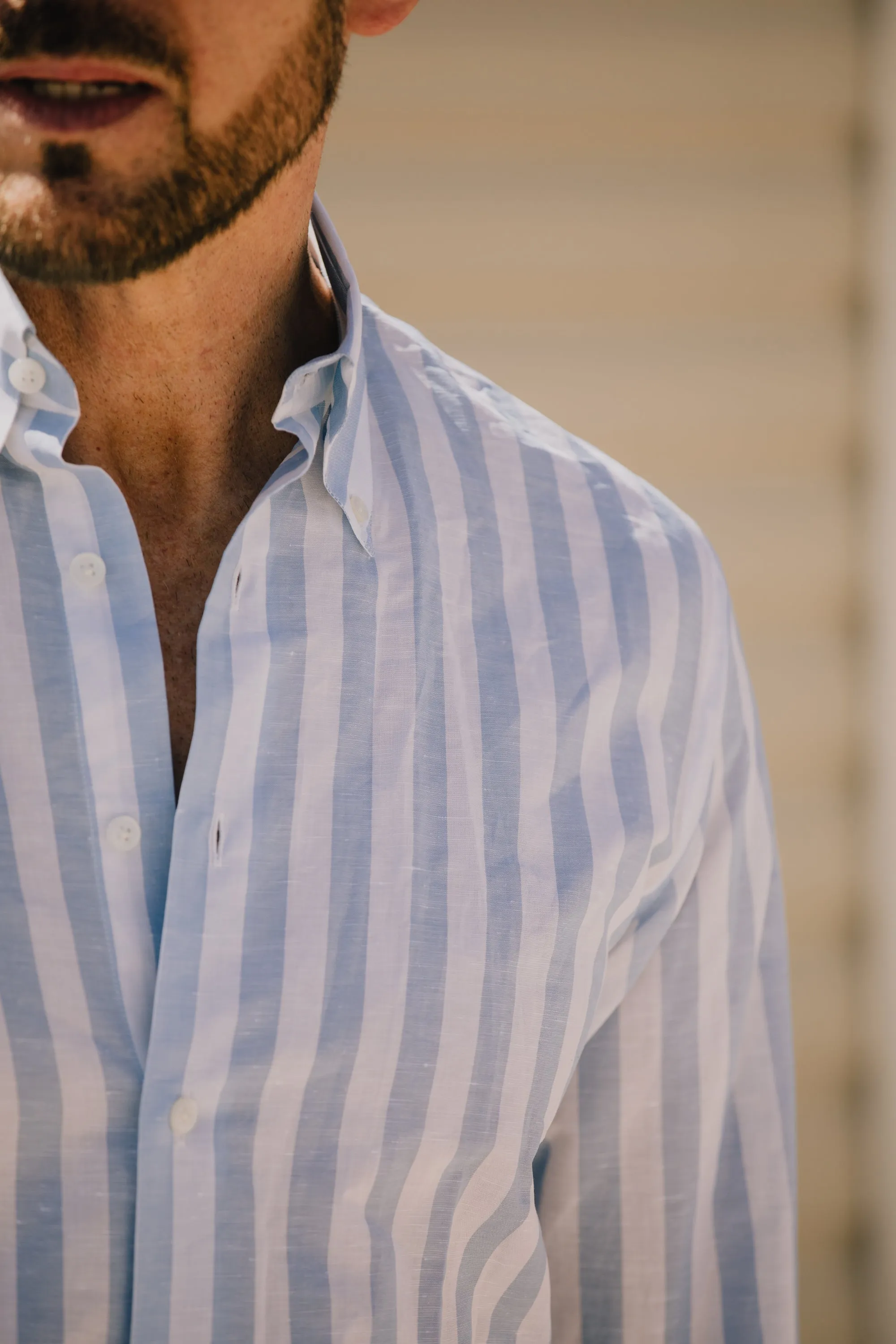 Button Down Shirt in Wide Blue Stripe