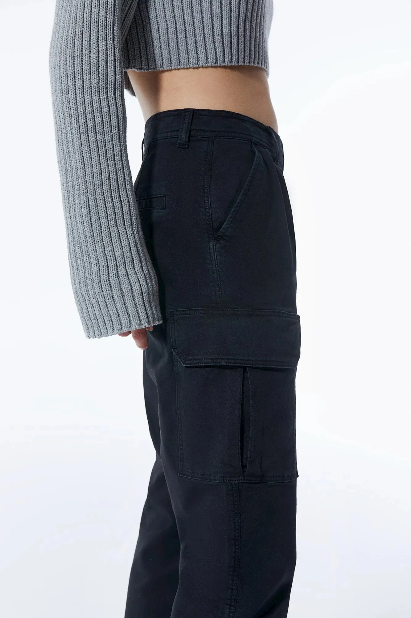 Daphne - Cargo Pant -Black- L30