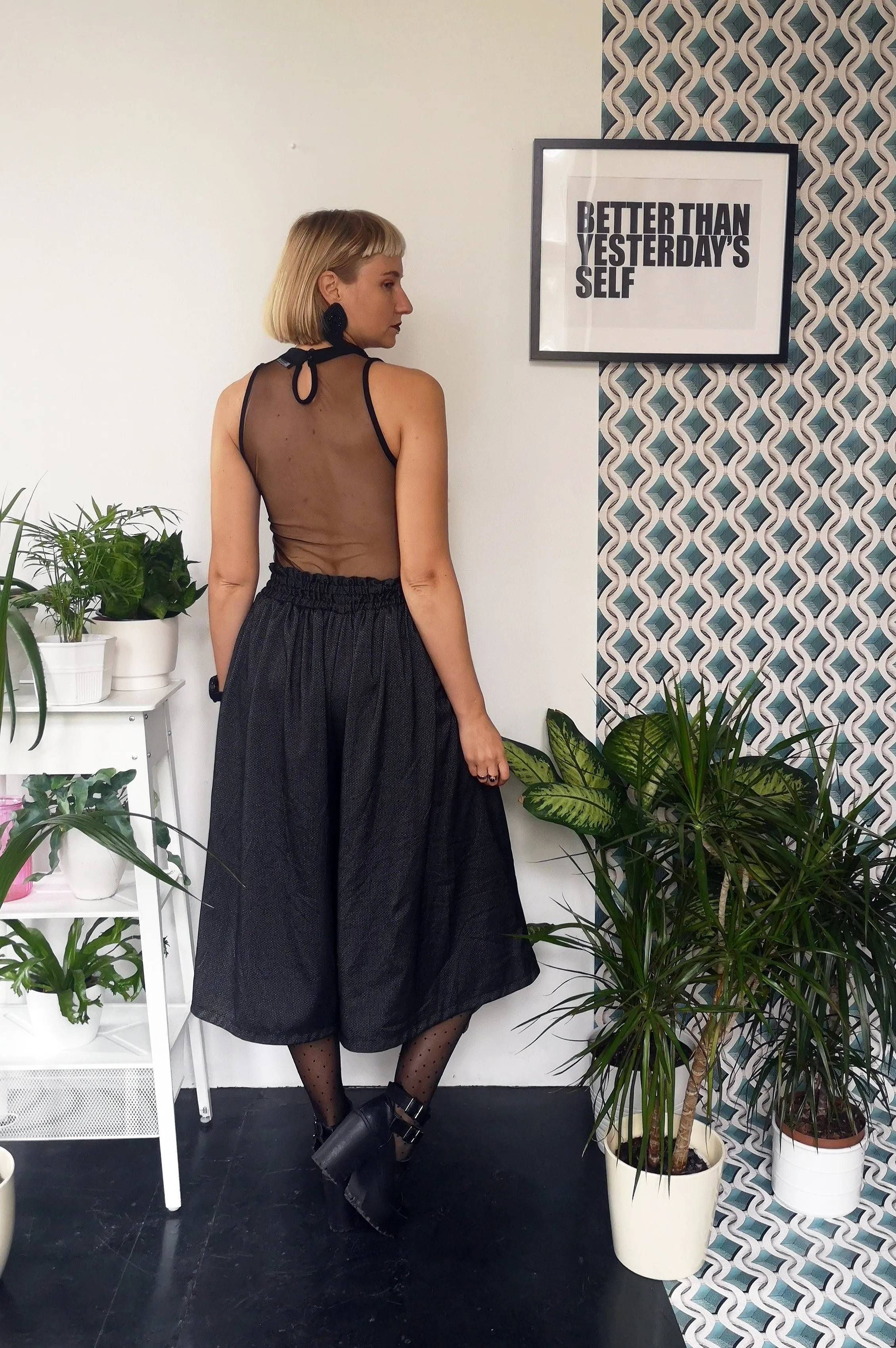 Fine Patterned Dark grey and Black Semiwool Wide Culottes