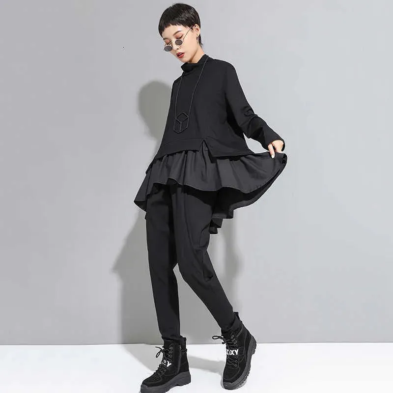 HEYFANCYSTYLE Black Asymmetrical Ruffles Shirt