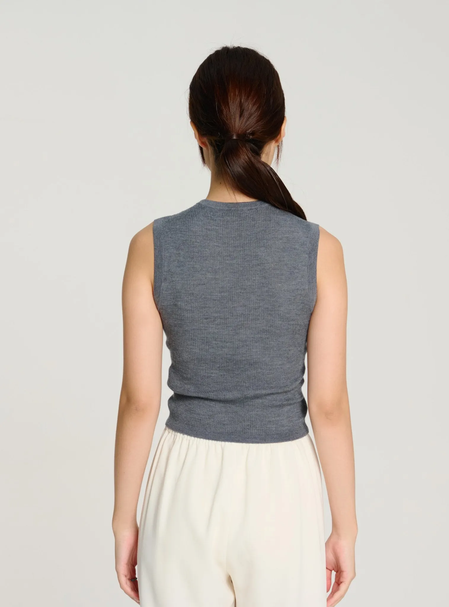 SL silk-blended tank top (Grey)