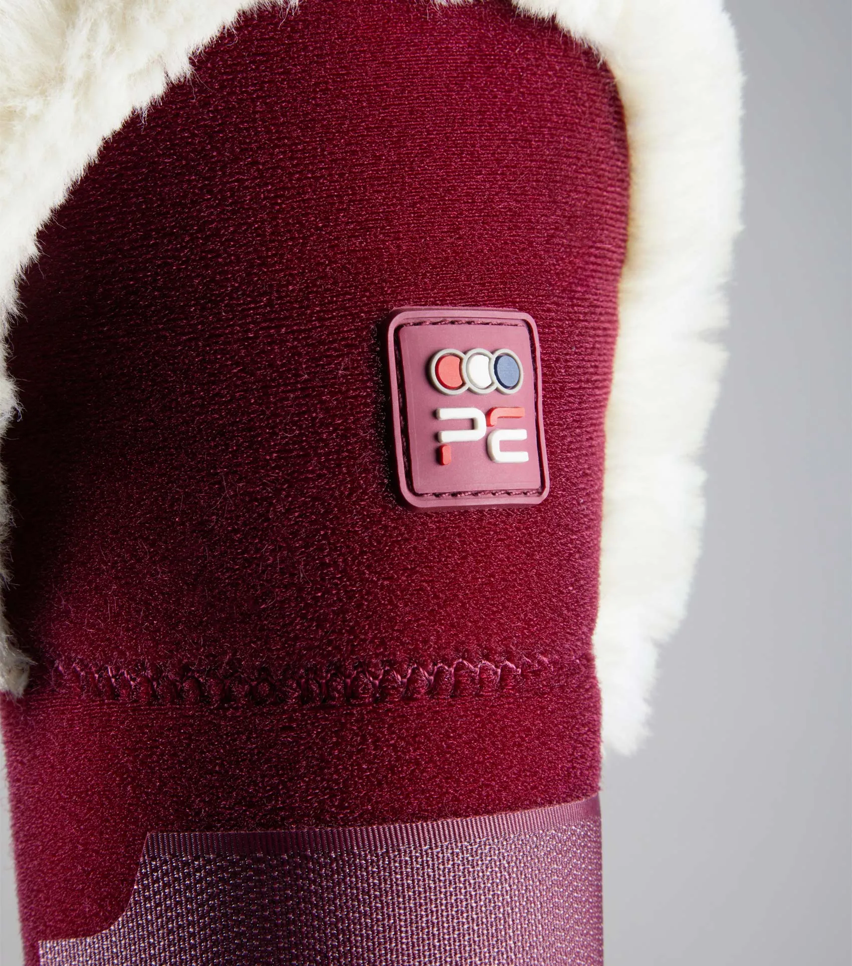 Techno Wool Anti-Slip Tail Guard Burgundy