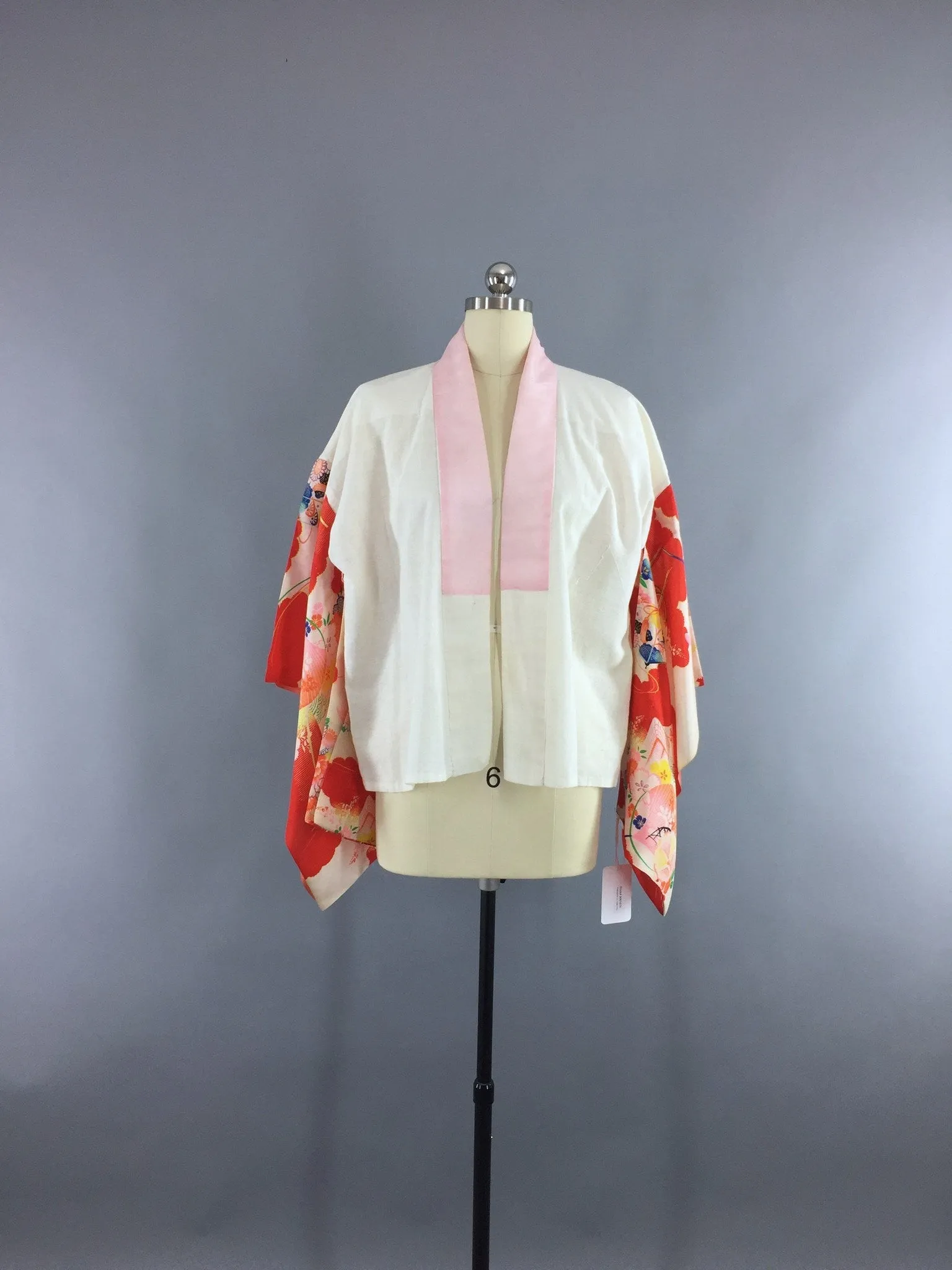 Vintage 1960s Kimono Jacket Haori Cardigan  White Cotton Han-Juban