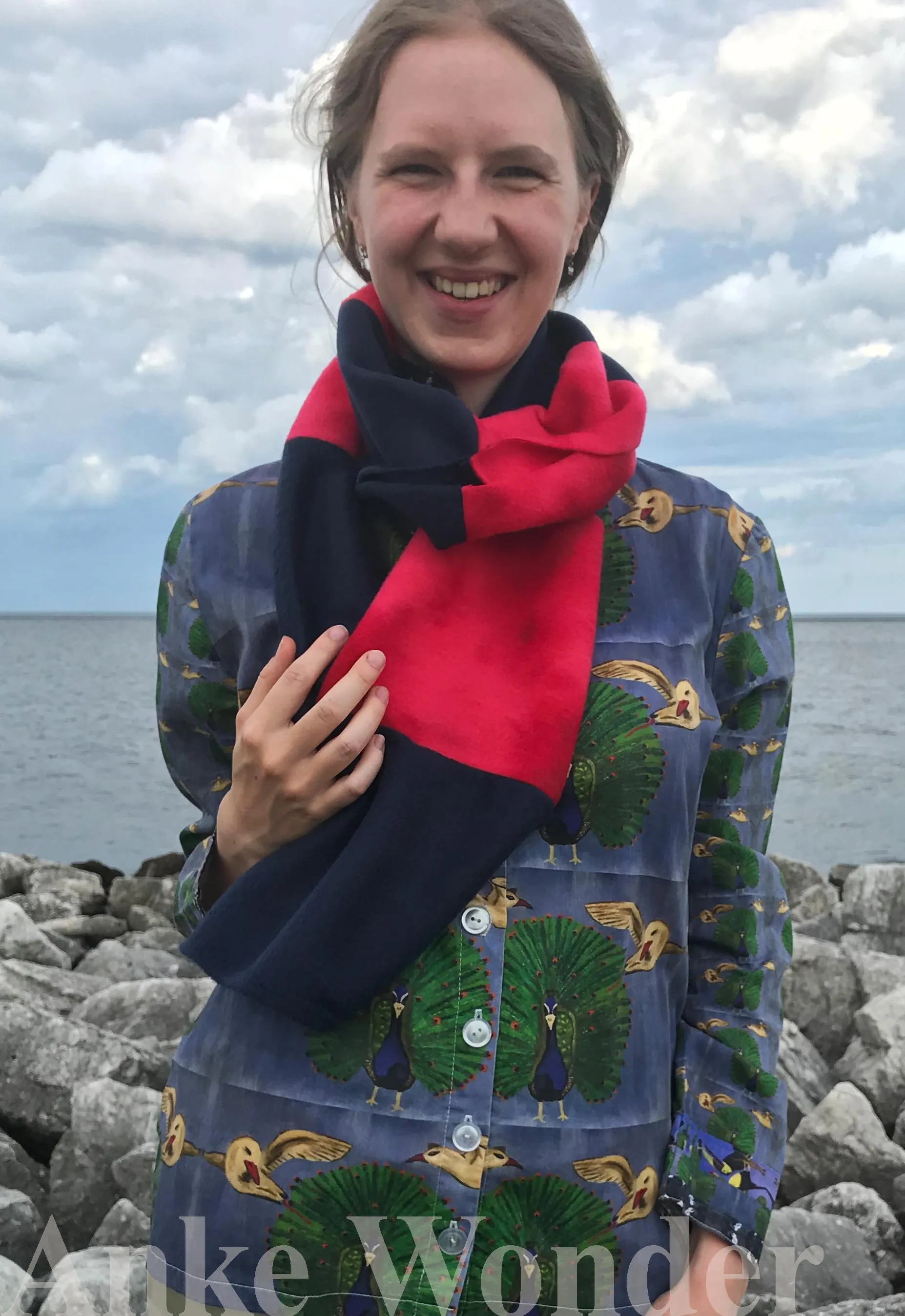 Women's Fleece Scarf "Bon Voyage Pink and Blue"